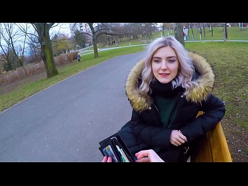 ❤️ Sluk 'n vreemdeling se warm kom vir geld - blowjob in the park deur Eva Elfie ❤ Porno op af.pornoincest.ru ️❤